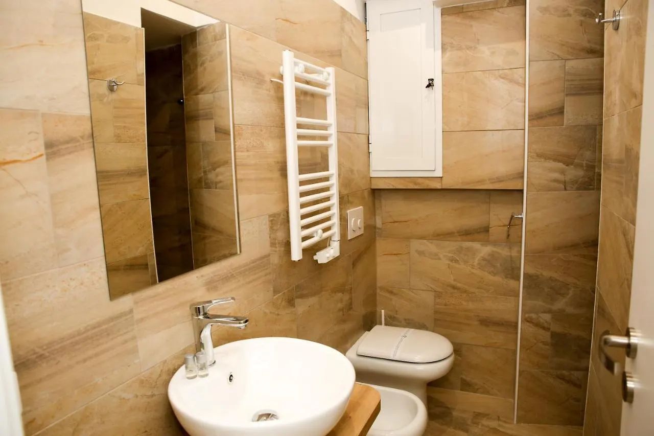 Vatican Comfort Suites Rom 2*,